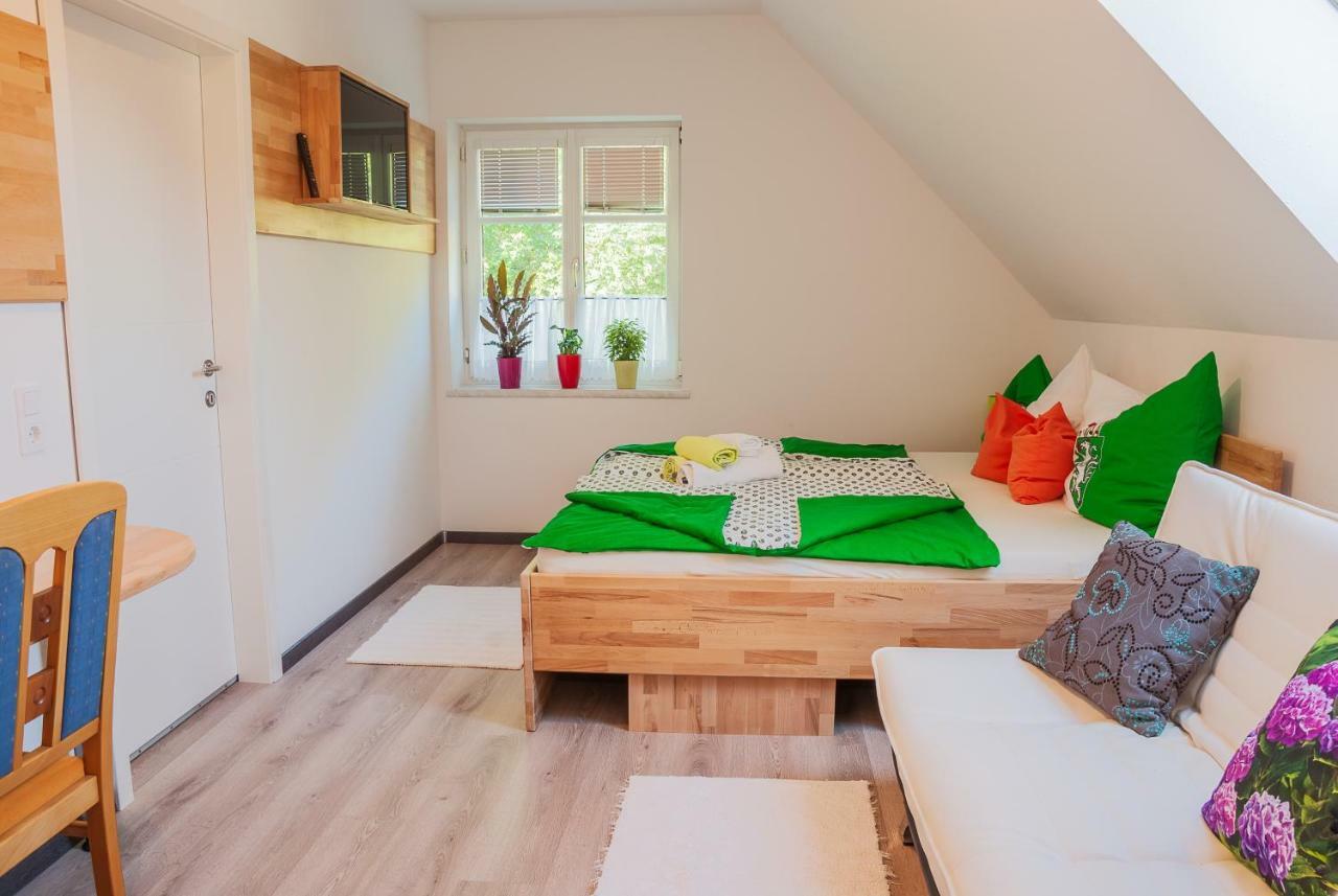 Ferienwohnung Wurm Anger  エクステリア 写真