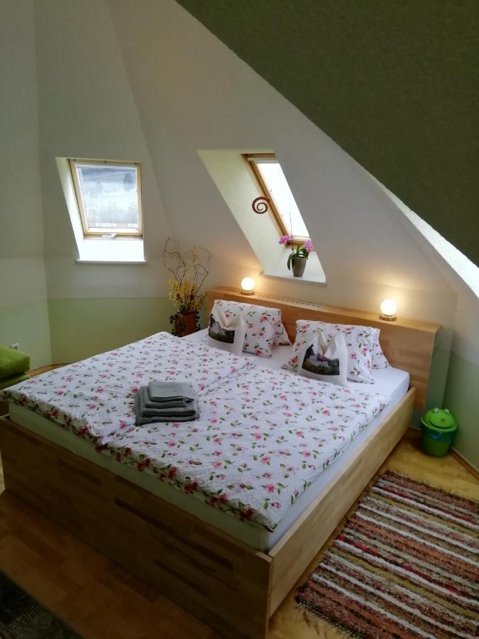 Ferienwohnung Wurm Anger  エクステリア 写真